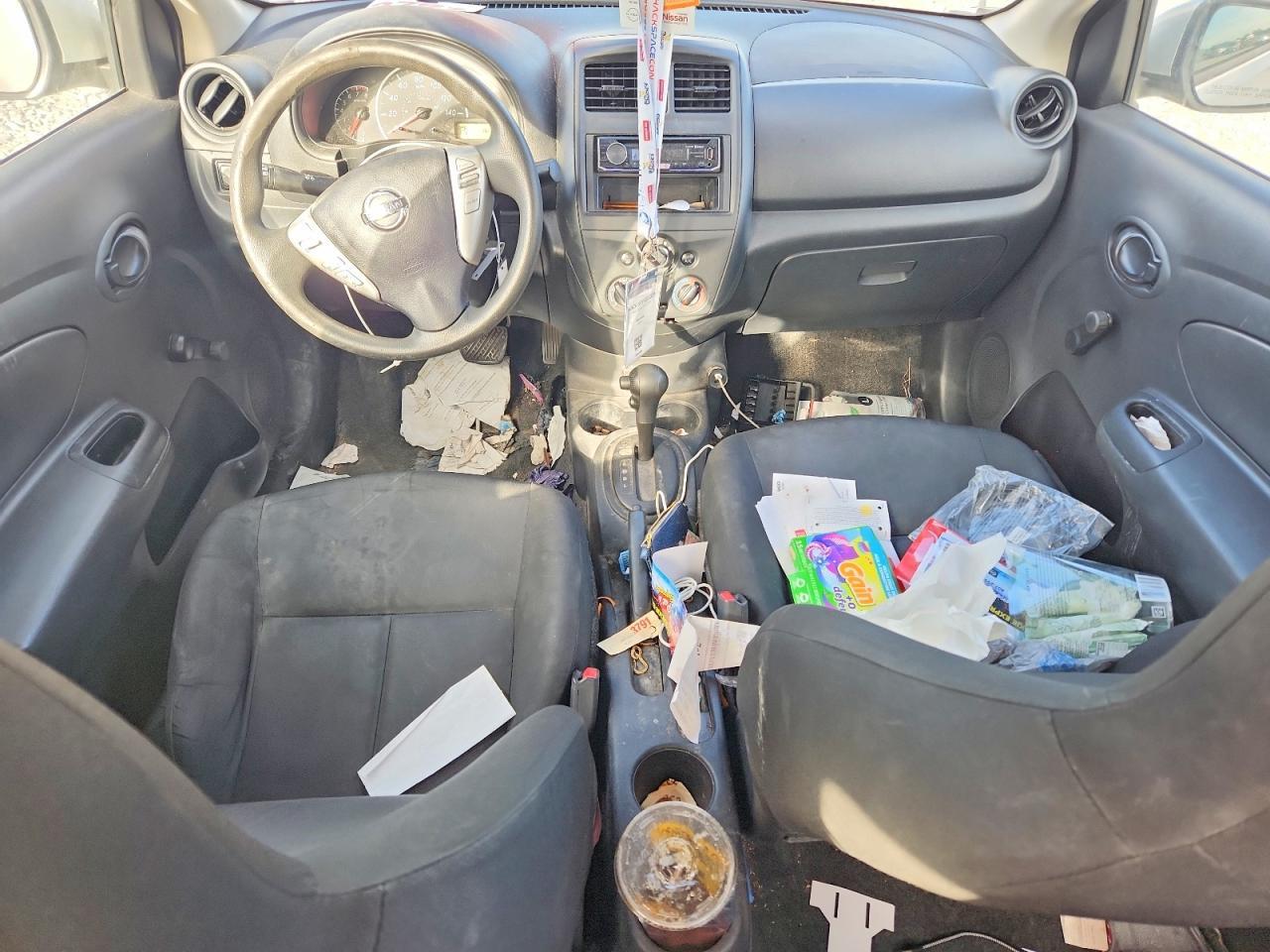 2017 NISSAN VERSA