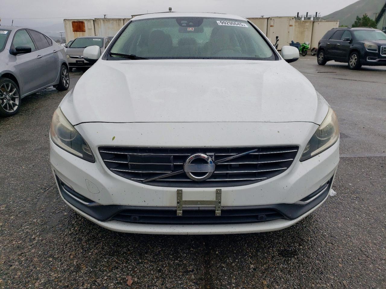 2014 VOLVO S60