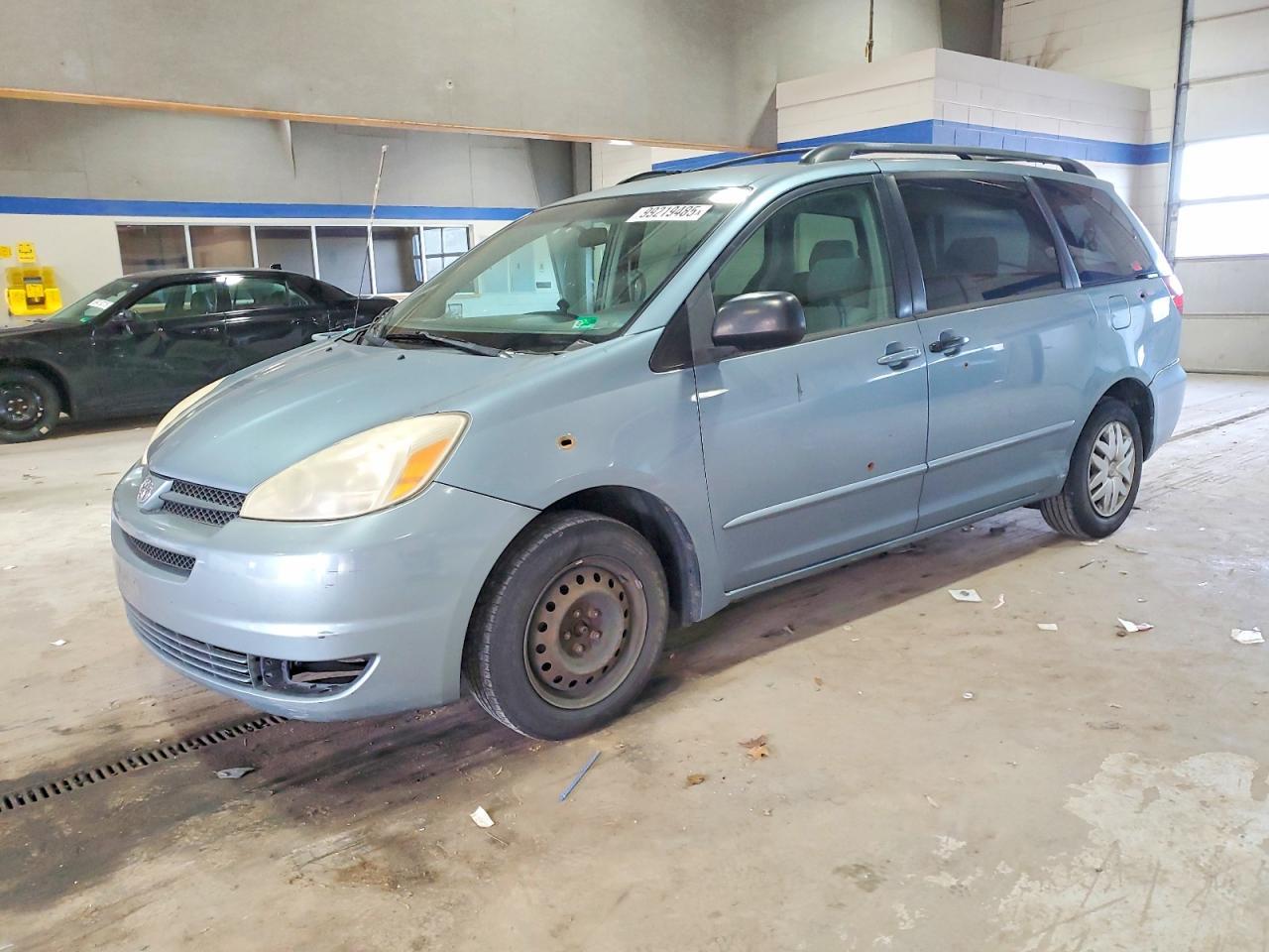 2005 TOYOTA SIENNA