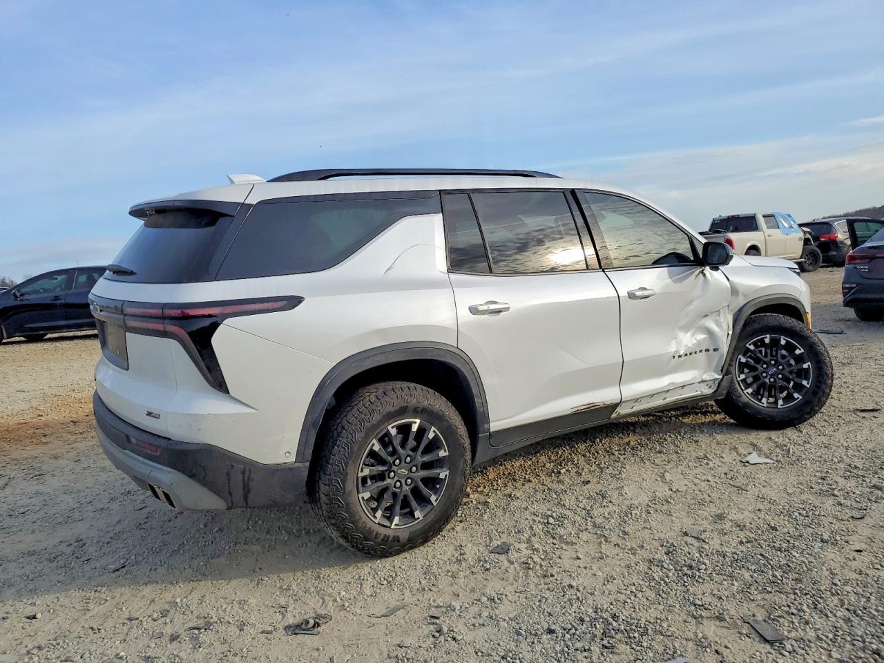 2024 CHEVROLET TRAVERSE