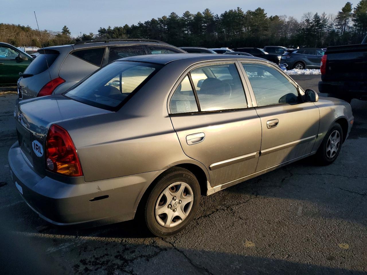2004 HYUNDAI ACCENT