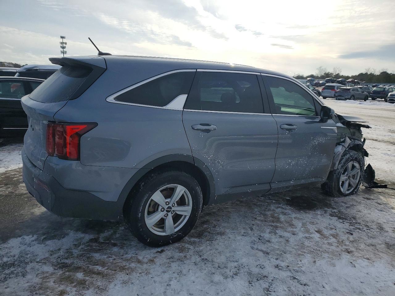 2023 KIA SORENTO