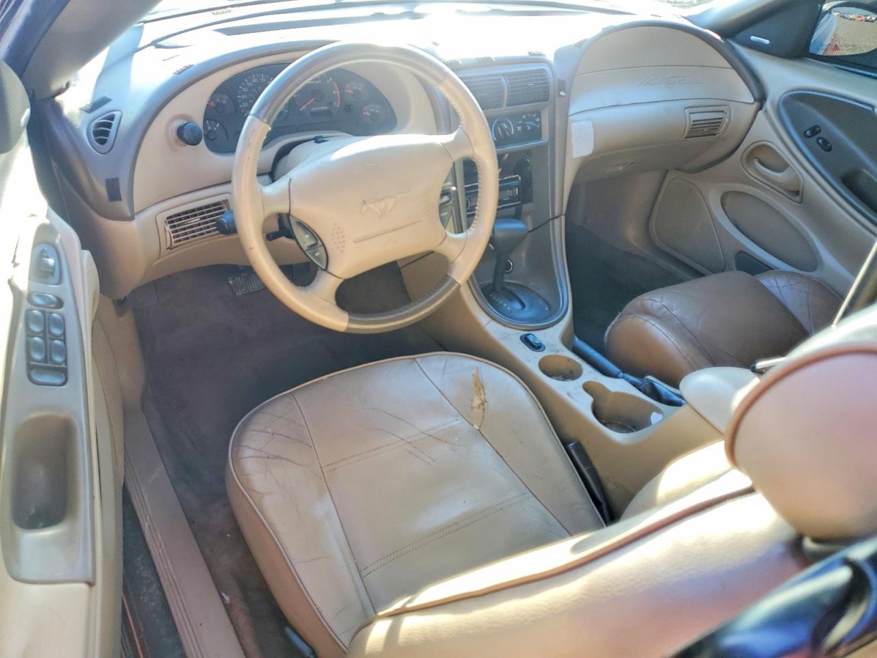 2004 FORD MUSTANG