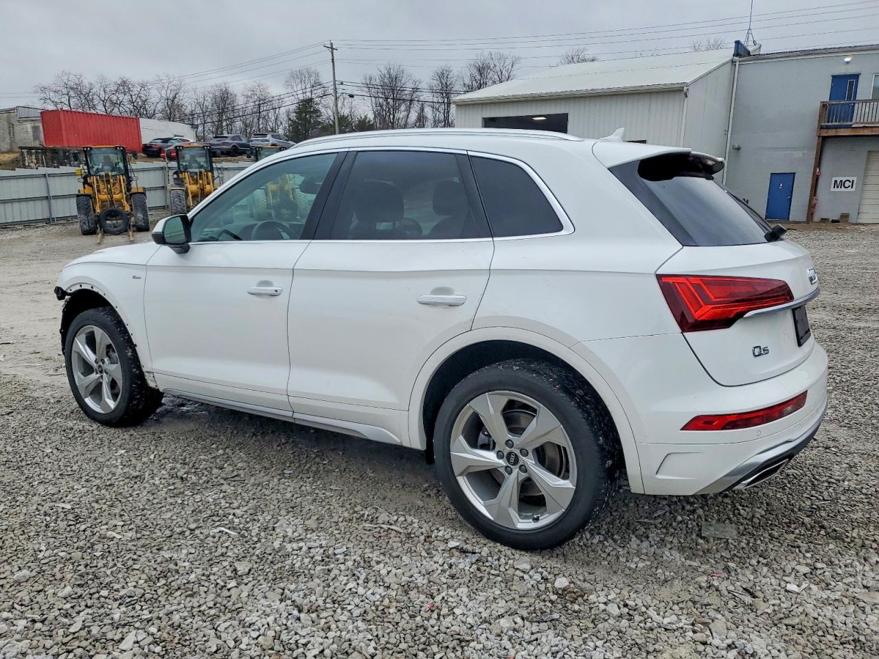 2022 AUDI Q5