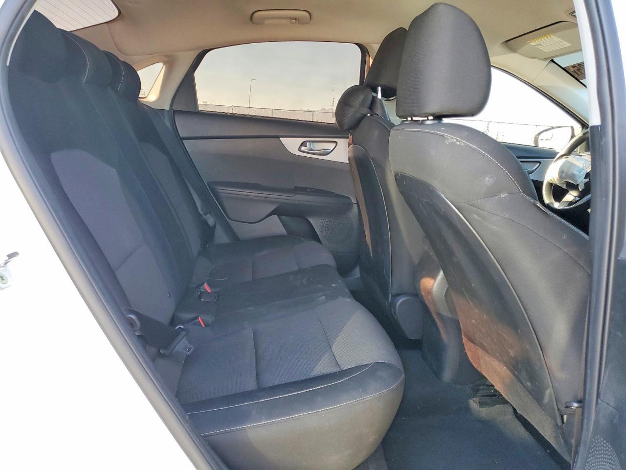 2023 KIA FORTE
