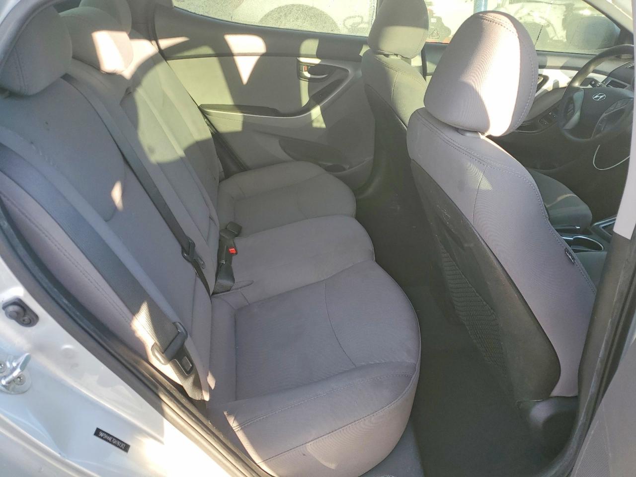 2016 HYUNDAI ELANTRA