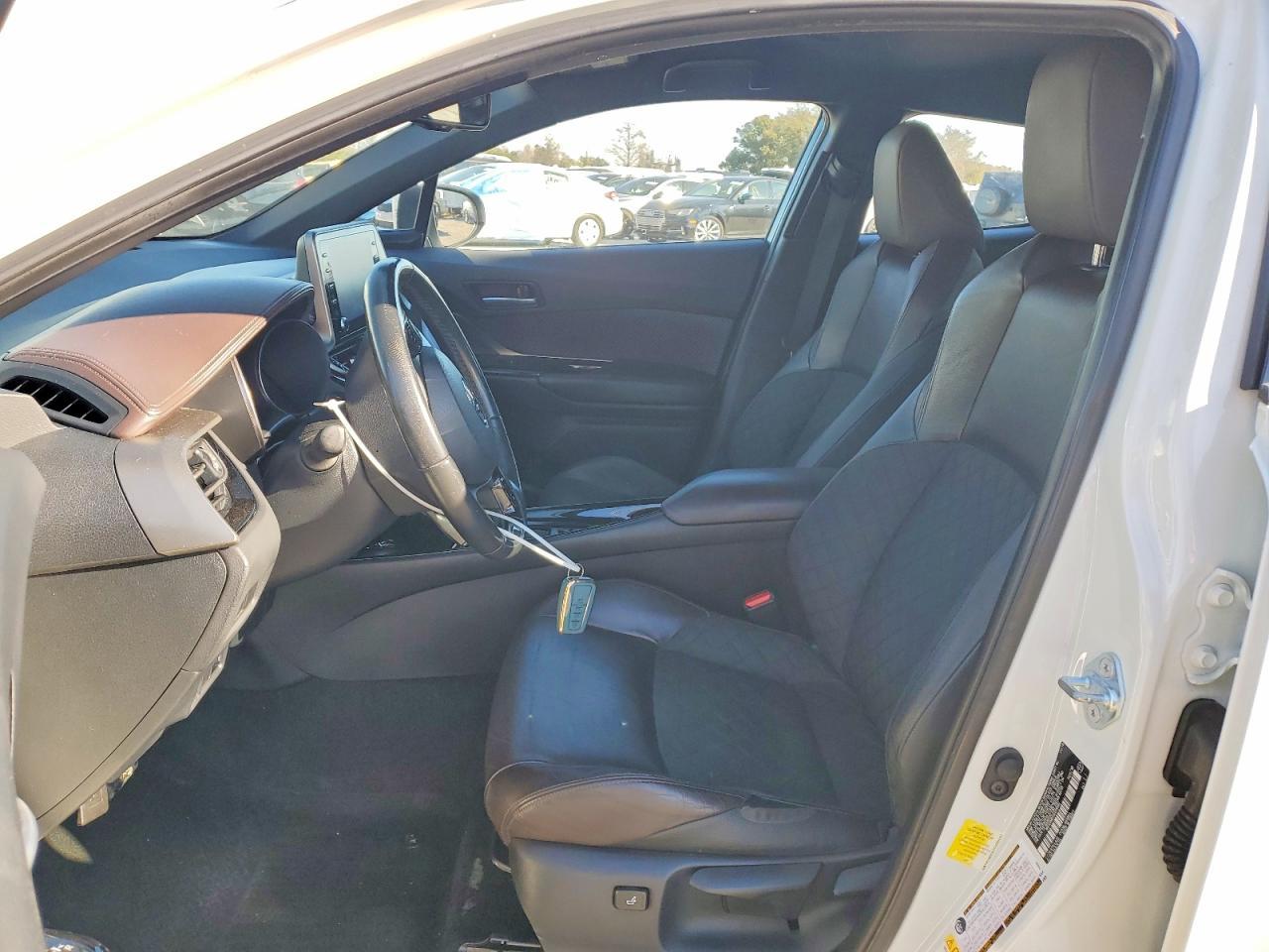 2019 TOYOTA C-HR