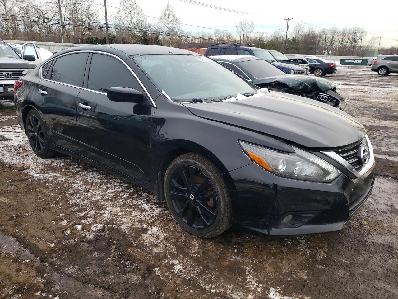2017 NISSAN ALTIMA