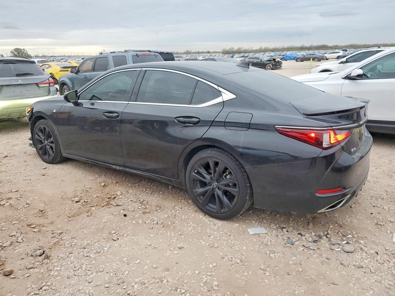 2025 LEXUS ES 350