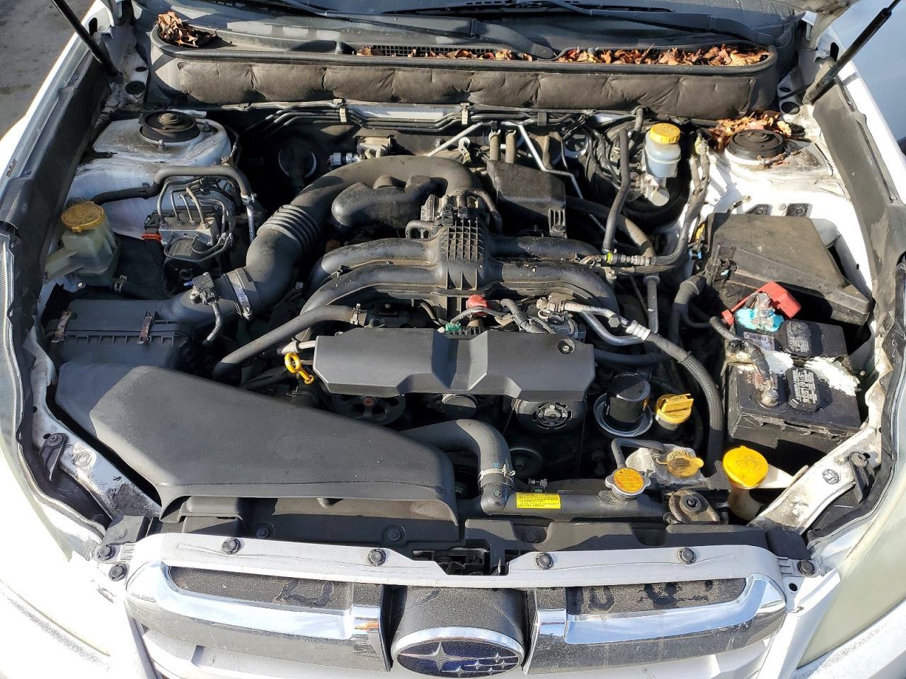 2013 SUBARU Outback