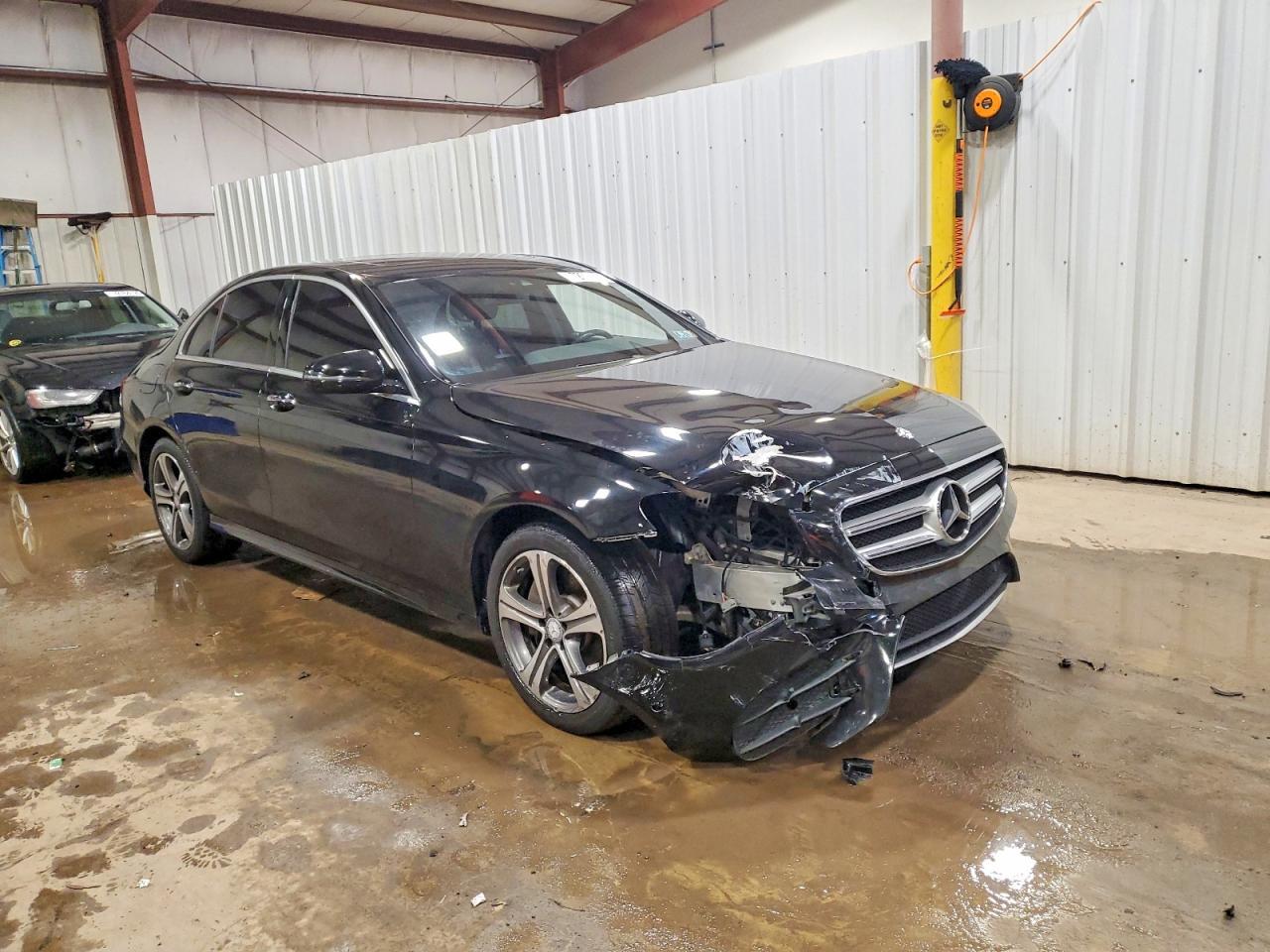 2017 MERCEDES-BENZ E-Class