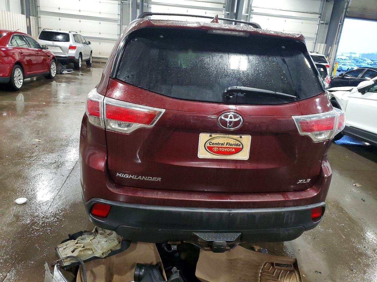 2016 TOYOTA HIGHLANDER