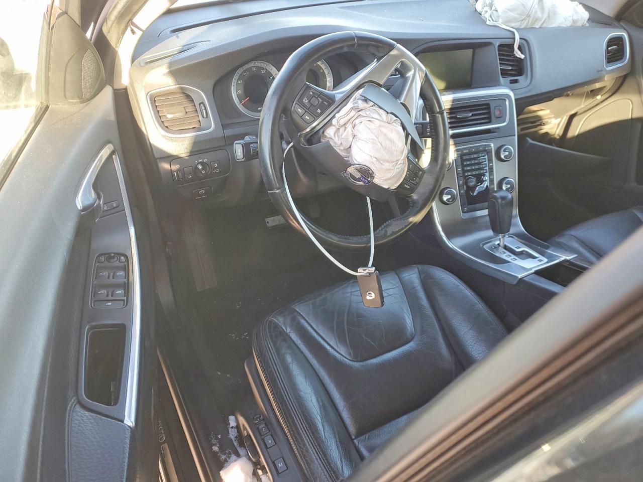 2012 VOLVO S60