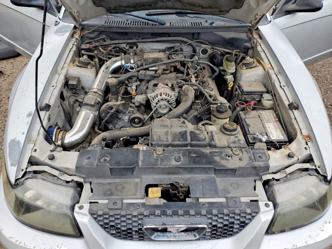 2001 FORD MUSTANG