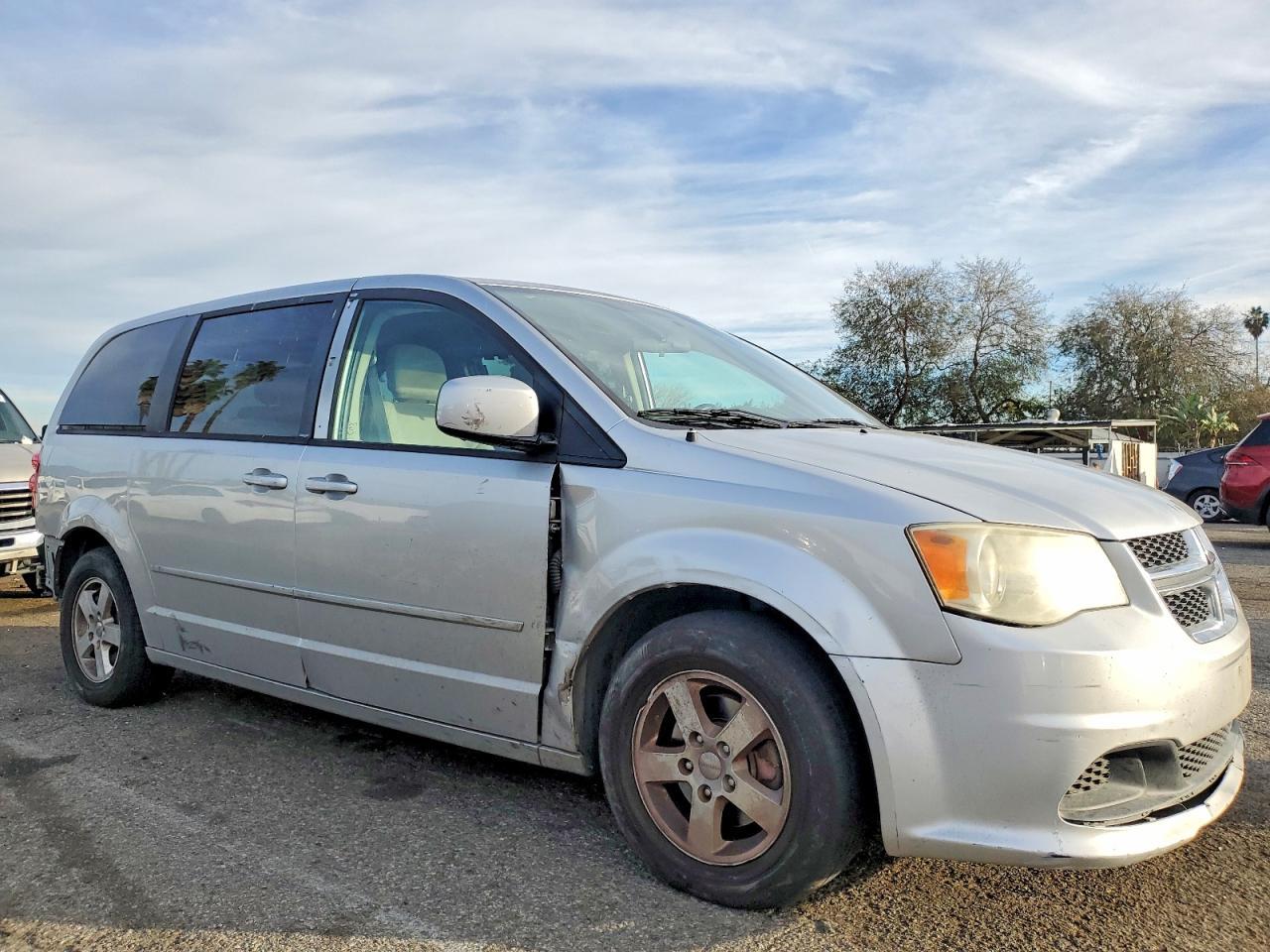 2012 DODGE GRAND CARAVAN