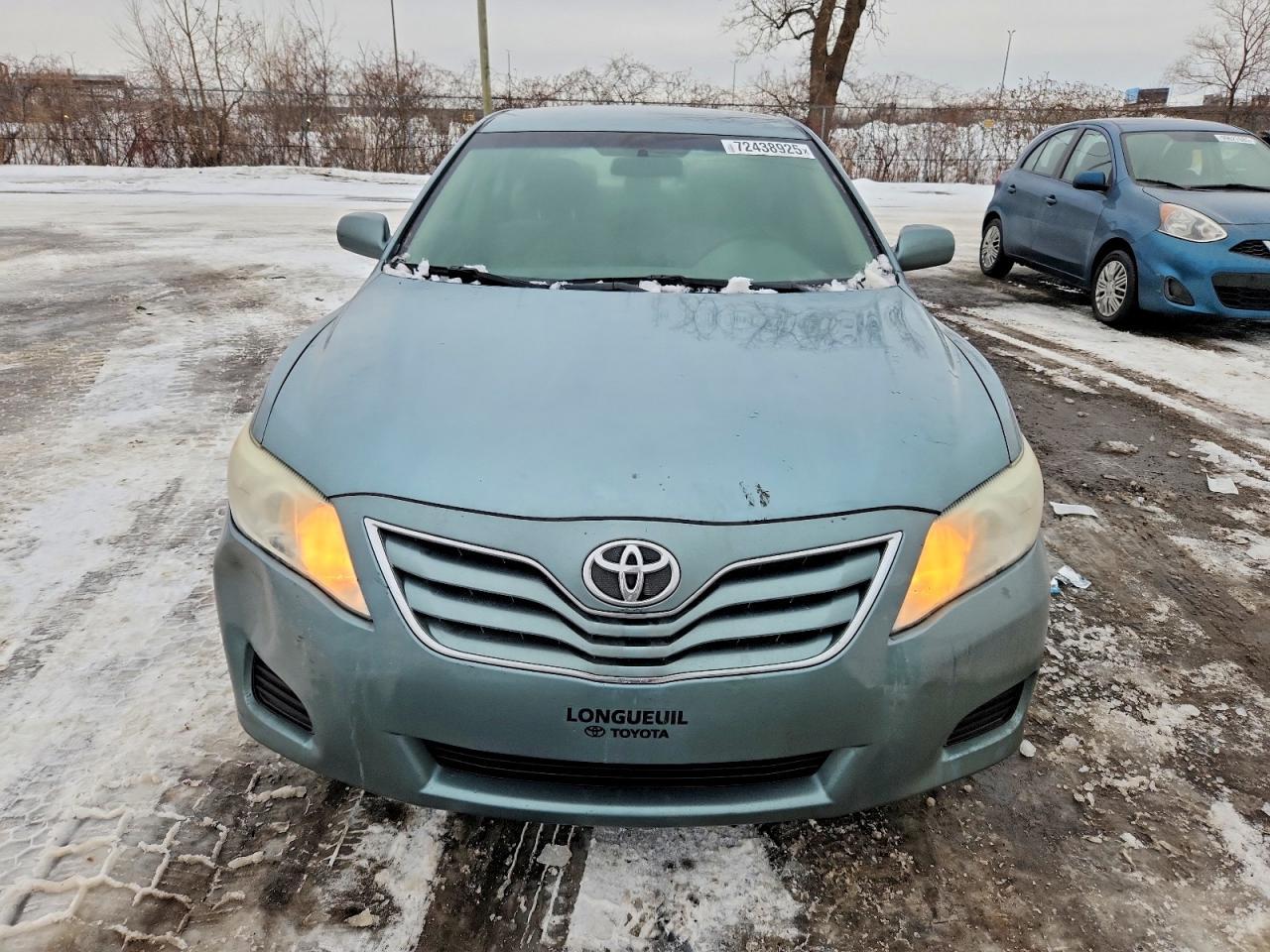 2011 TOYOTA CAMRY