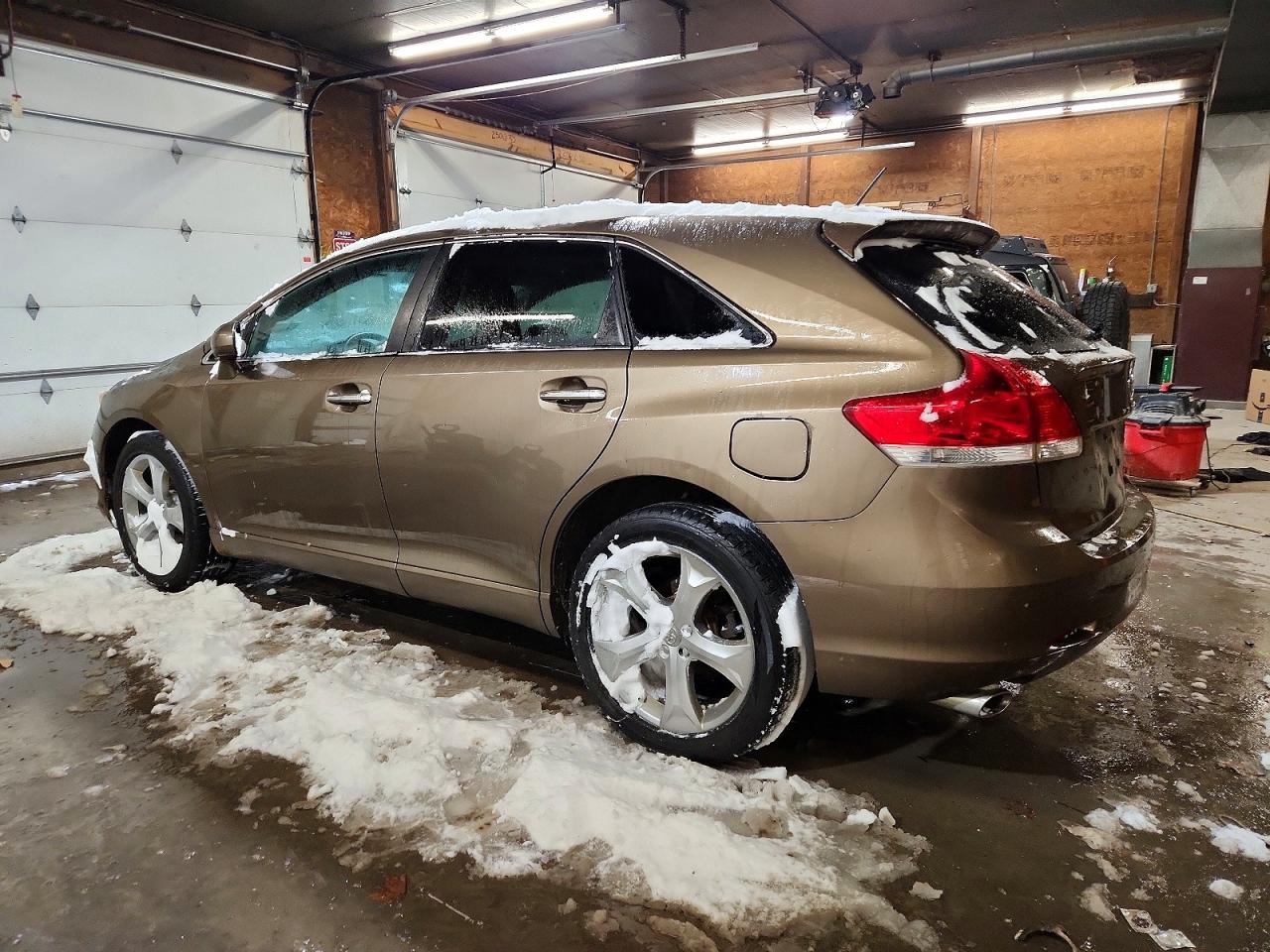 2011 TOYOTA VENZA