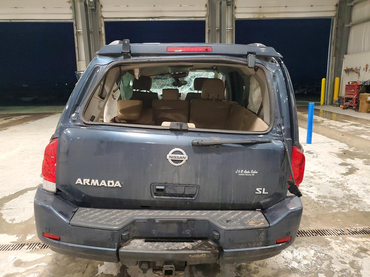 2015 NISSAN Armada