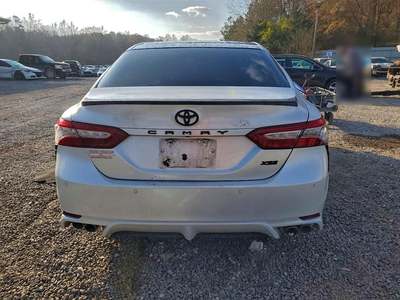 2018 TOYOTA CAMRY