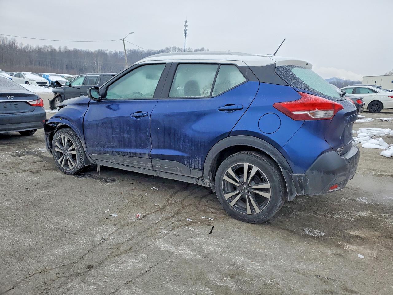 2019 NISSAN KICKS