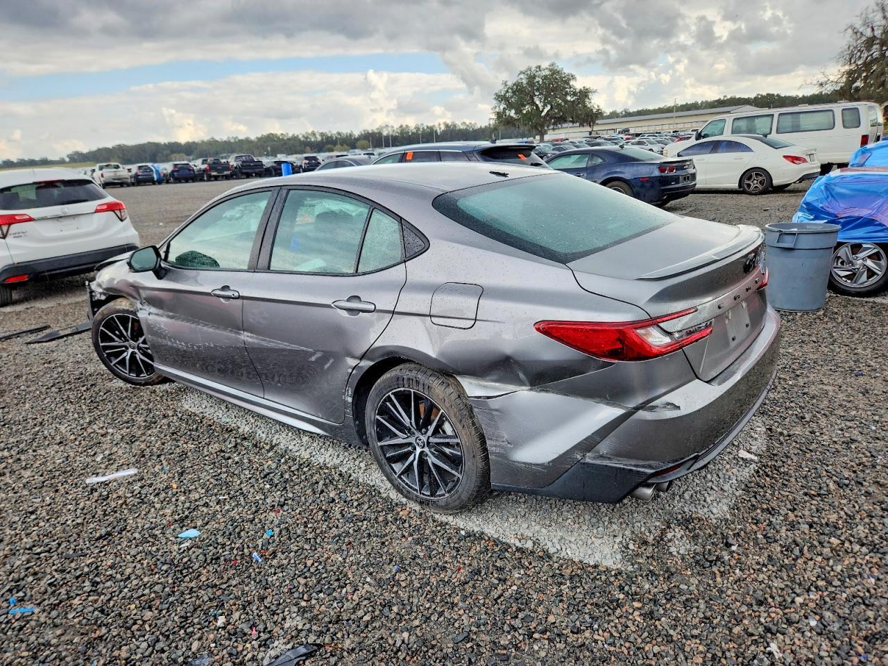2025 TOYOTA CAMRY