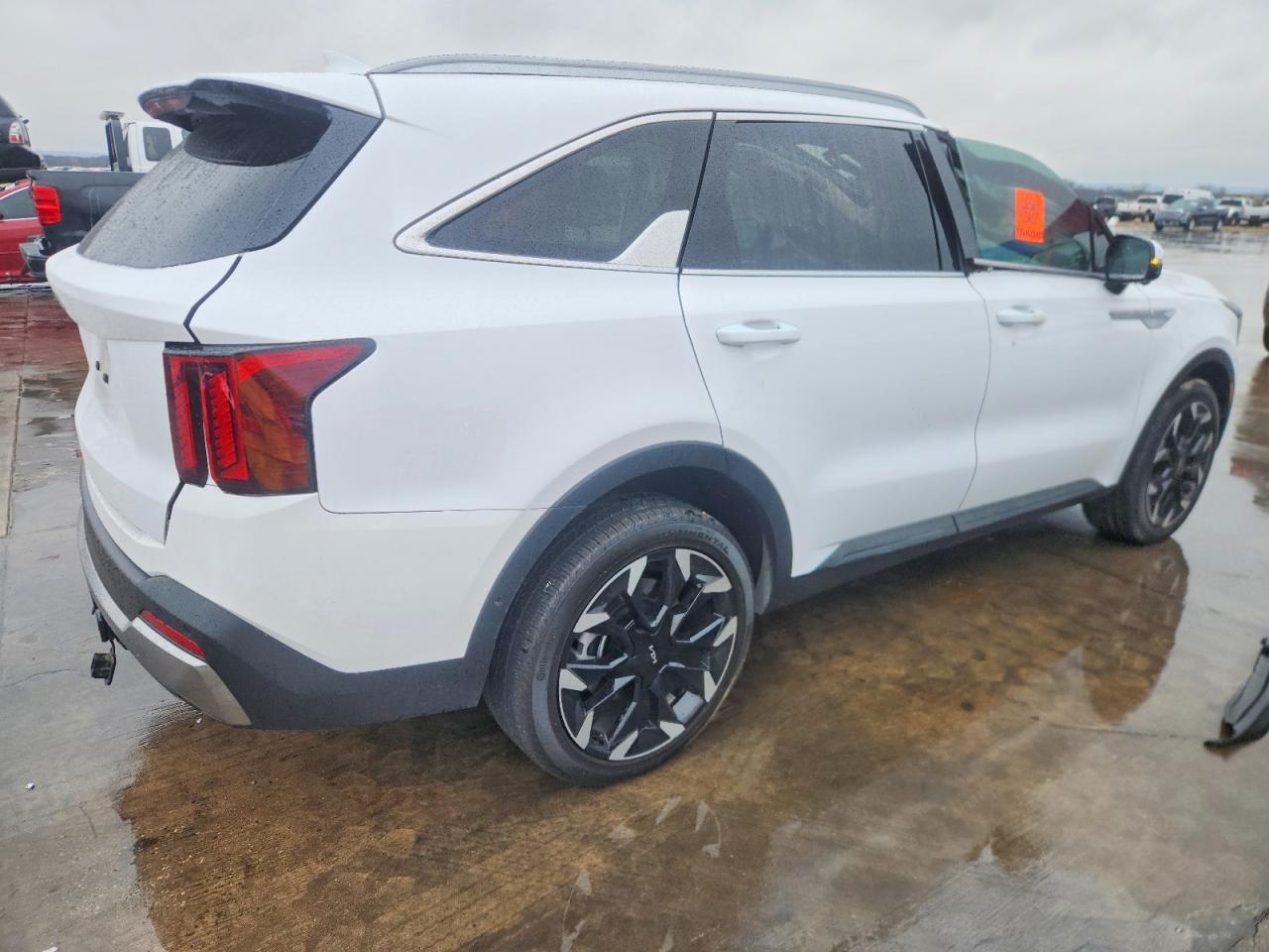 2025 KIA SORENTO