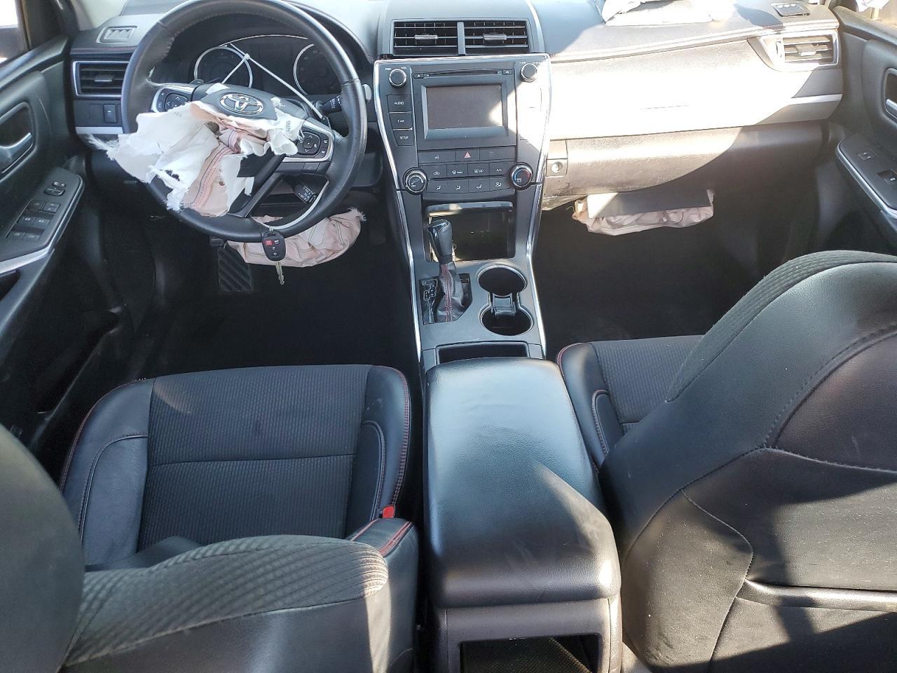 2017 TOYOTA CAMRY