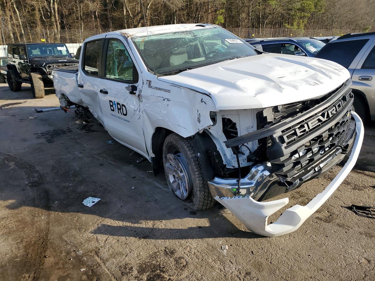 2025 CHEVROLET Silverado