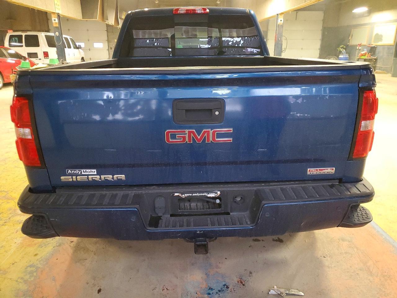 2015 GMC Sierra