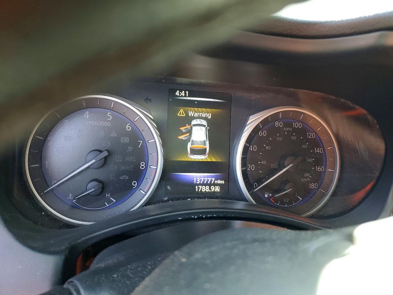 2015 INFINITI Q50