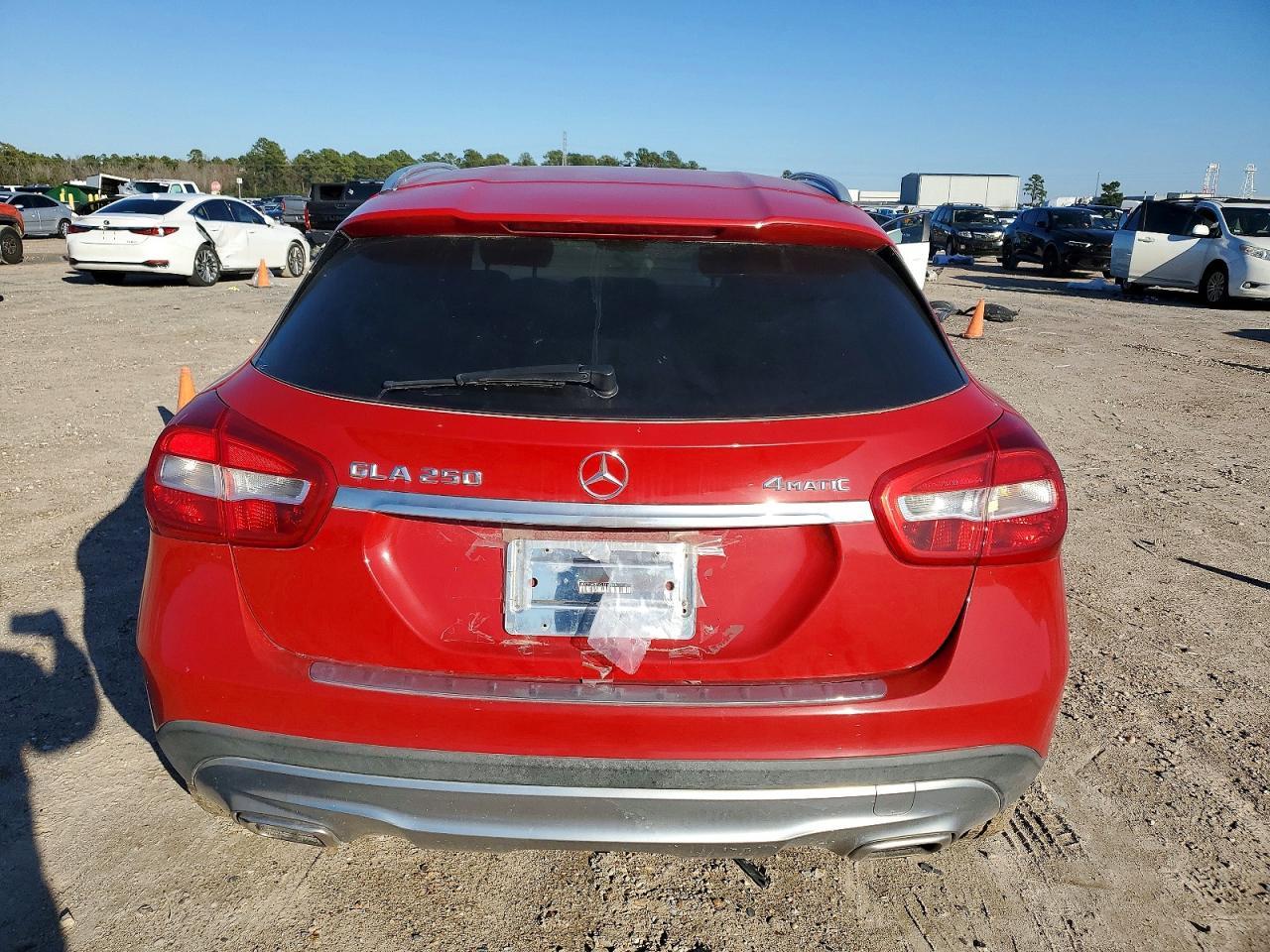 2016 MERCEDES-BENZ GLA-Class