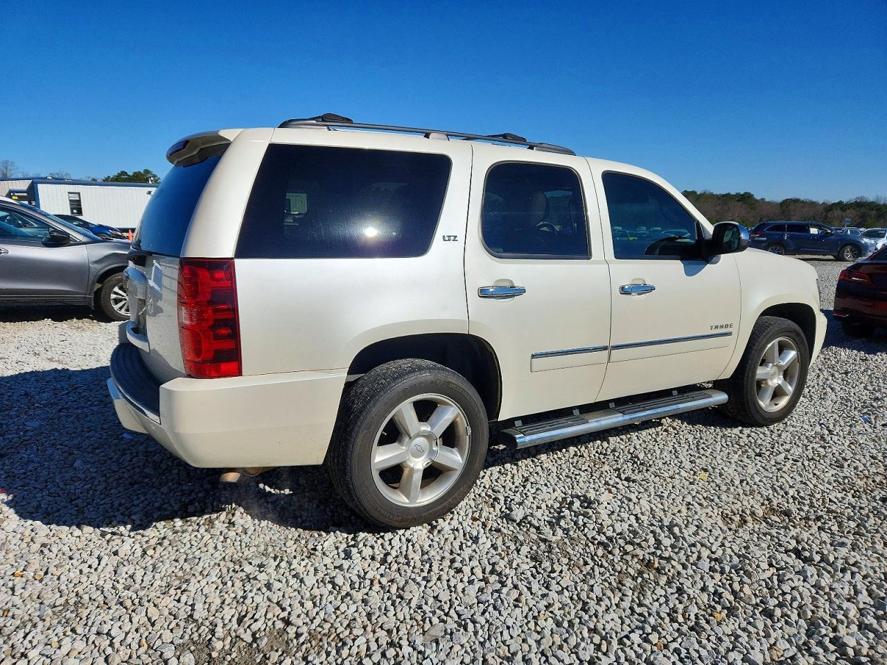2014 CHEVROLET Tahoe