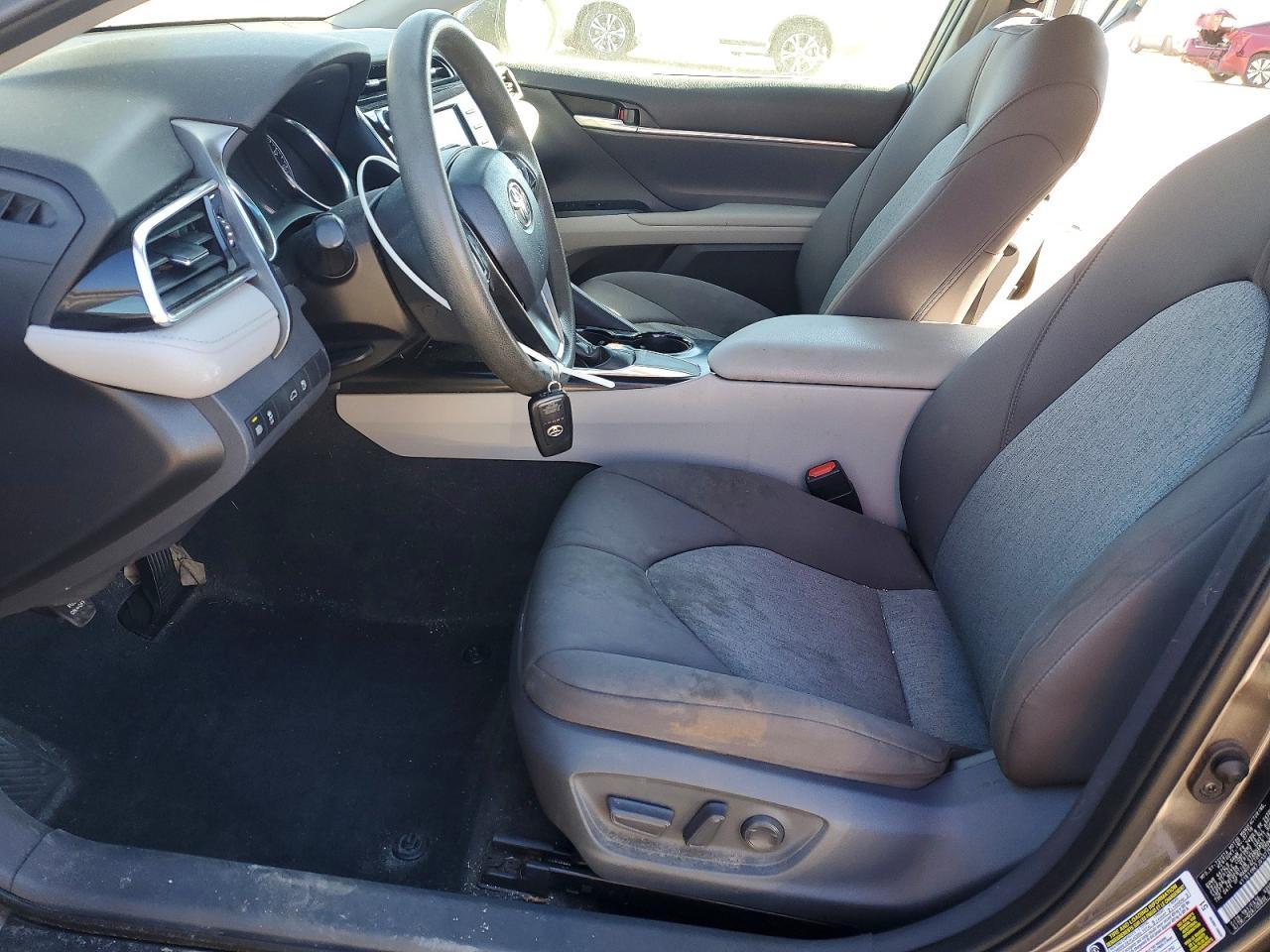 2018 TOYOTA CAMRY