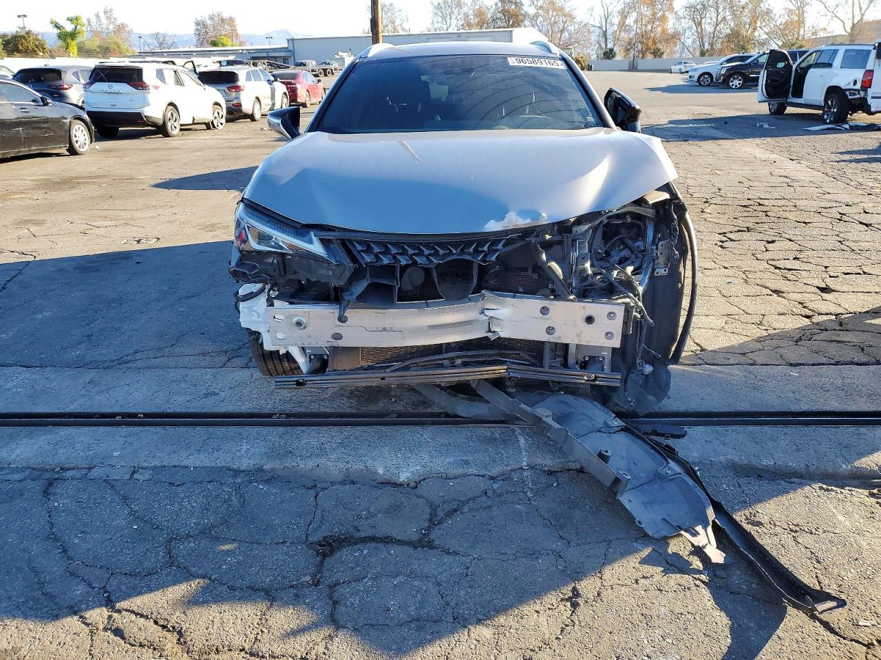 2019 LEXUS UX 200
