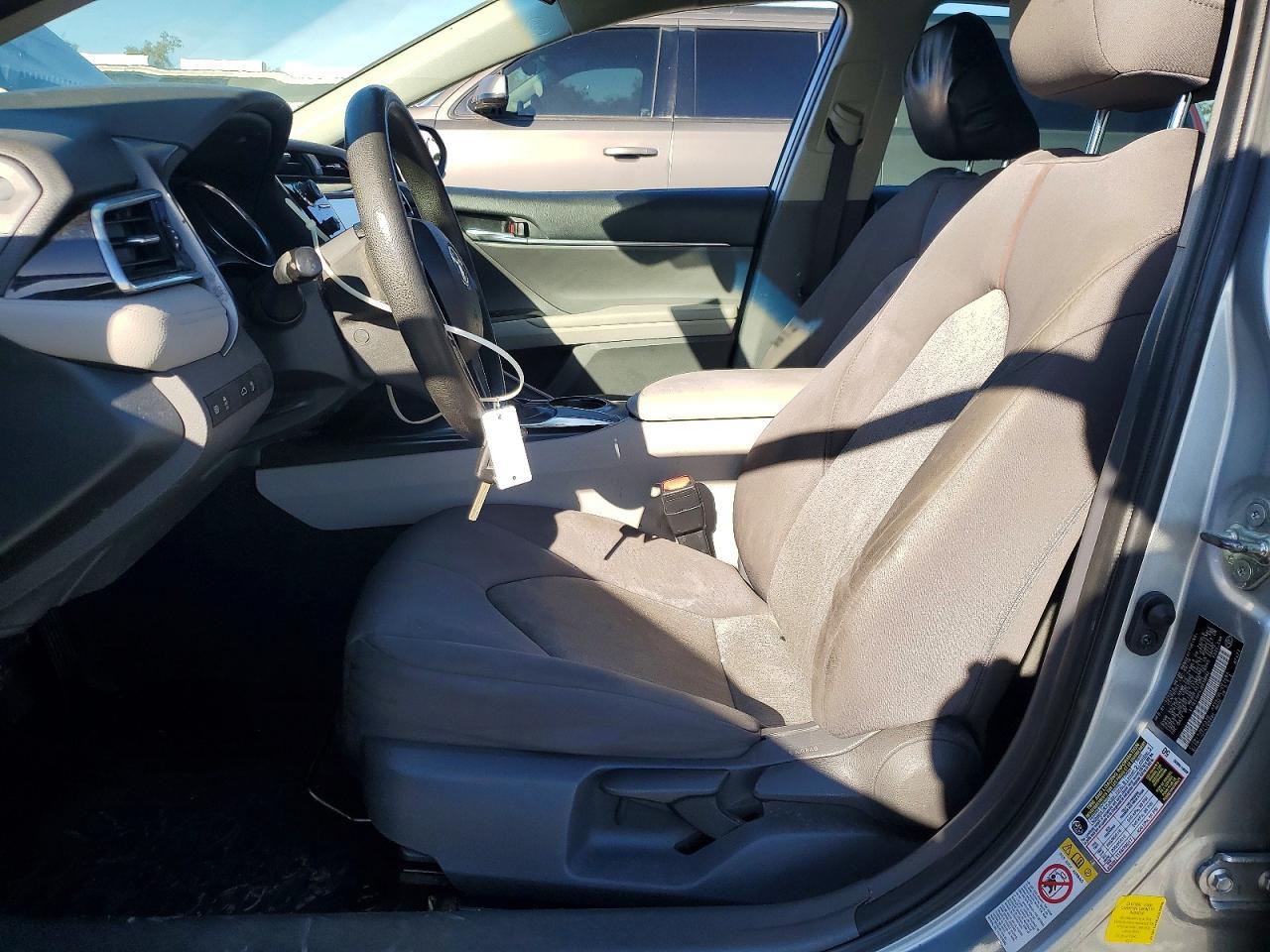2018 TOYOTA CAMRY