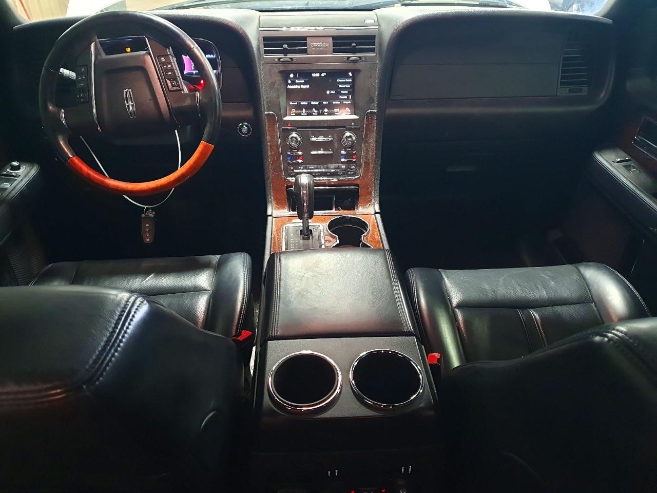 2017 LINCOLN Navigator