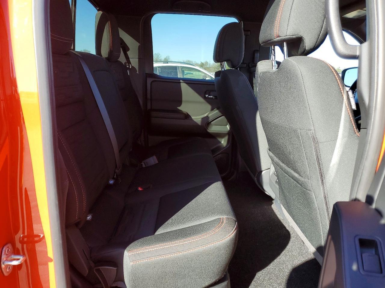 2025 NISSAN Frontier