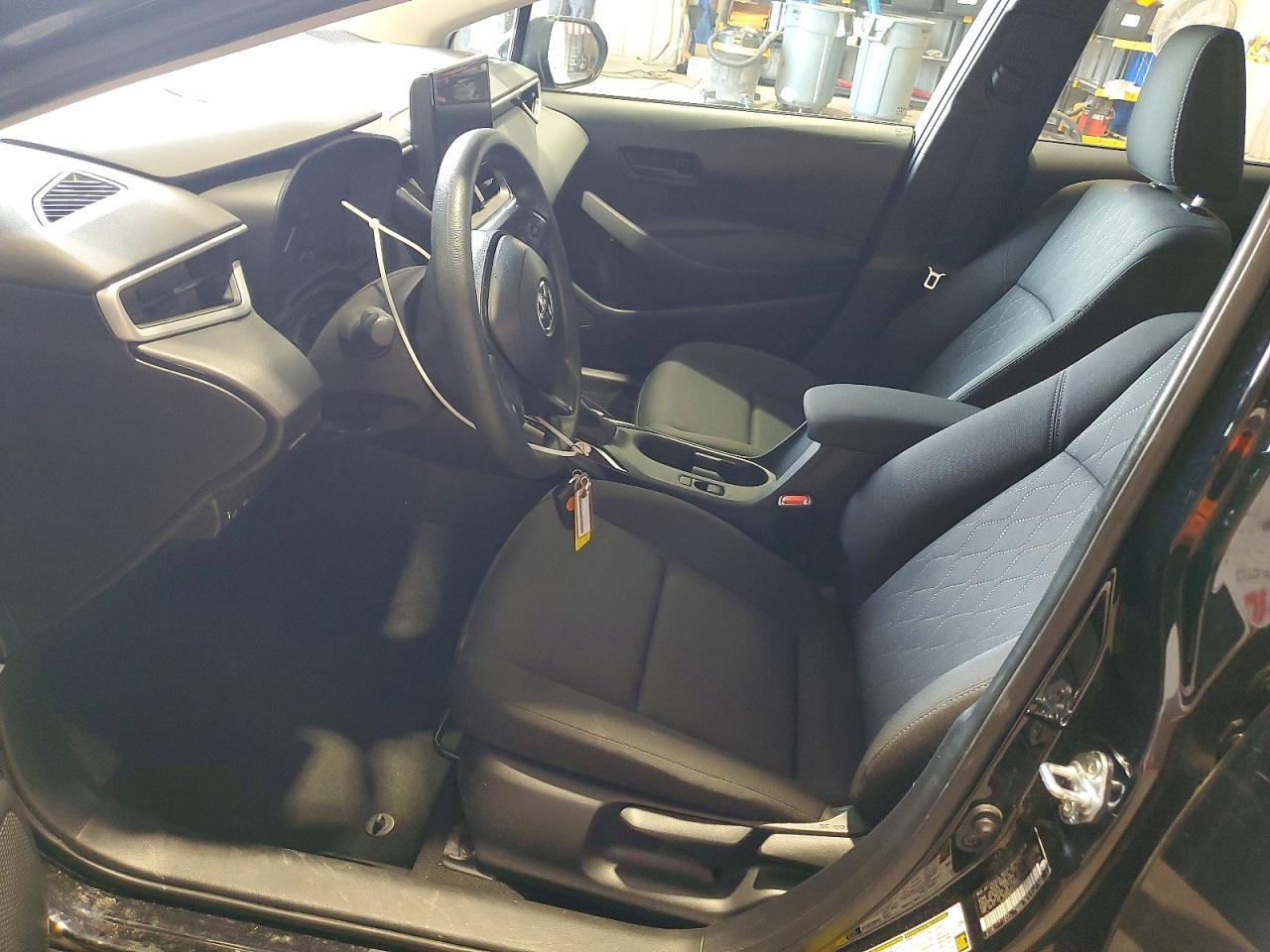 2025 TOYOTA COROLLA