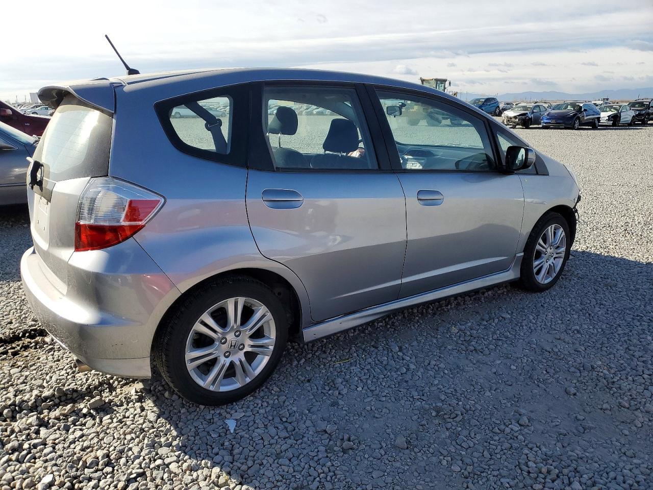 2010 HONDA FIT