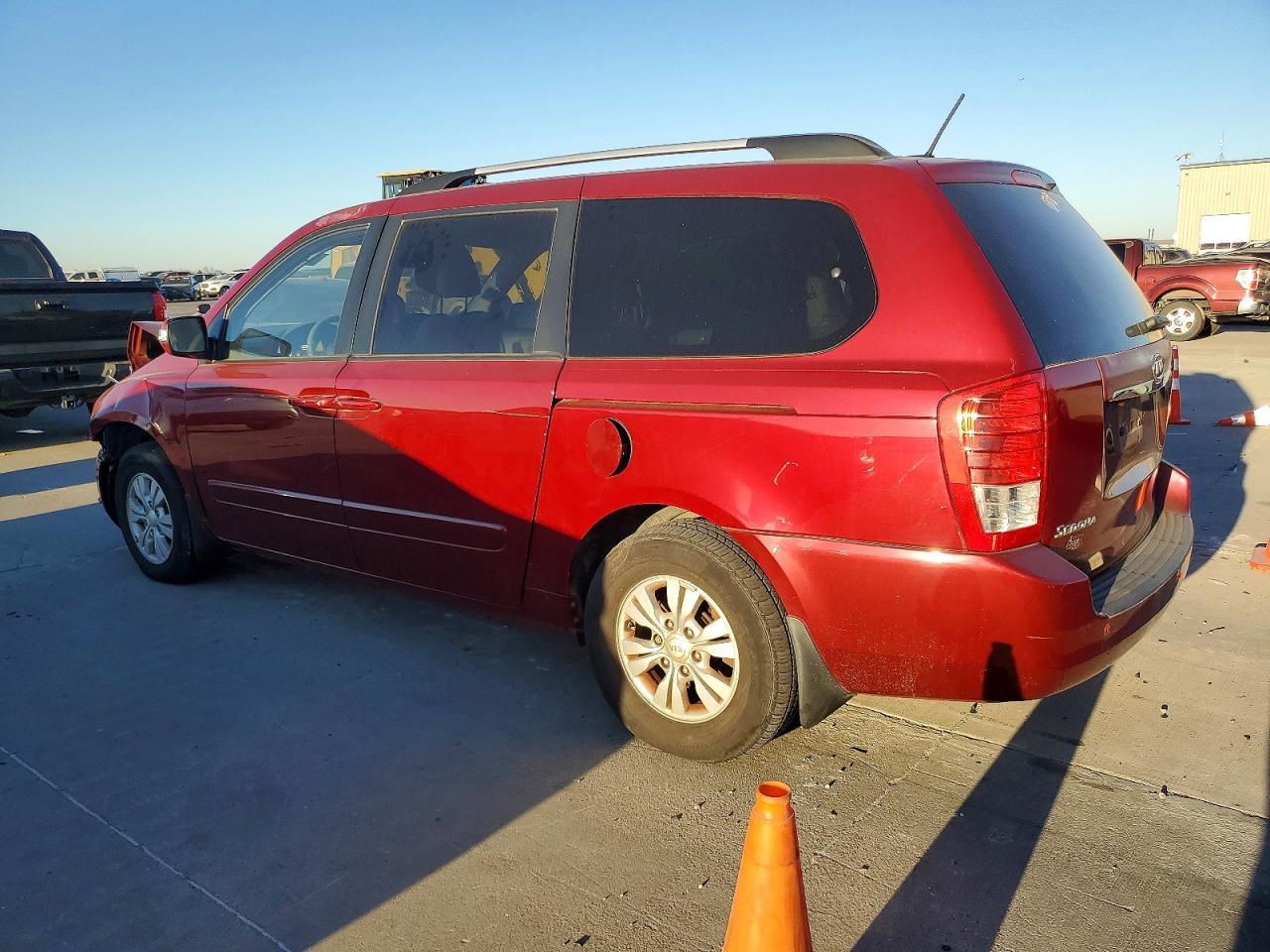 2012 KIA SEDONA