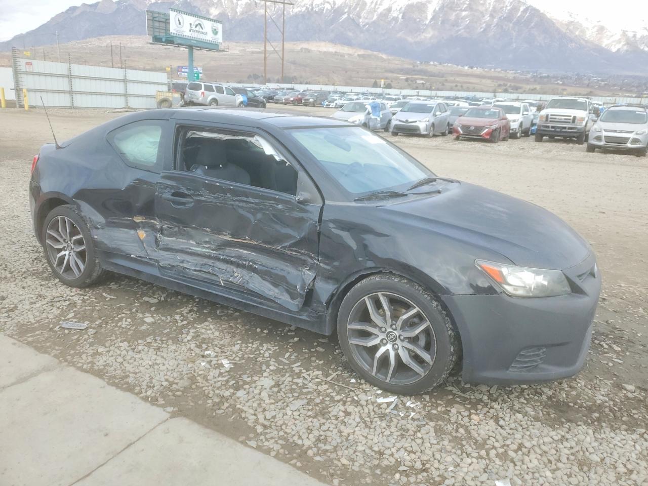 2011 TOYOTA SCION