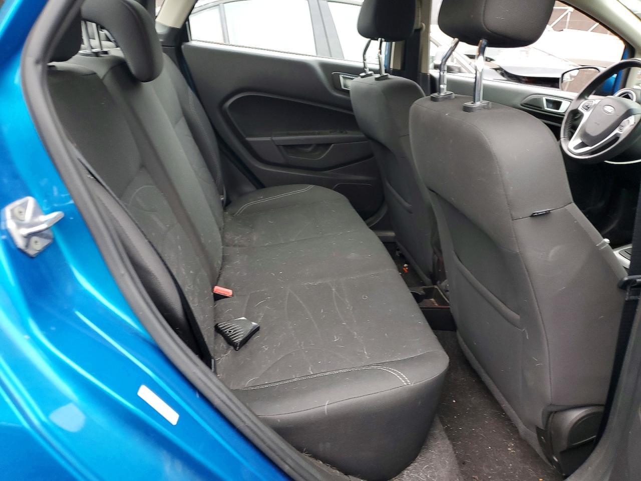 2016 FORD Fiesta