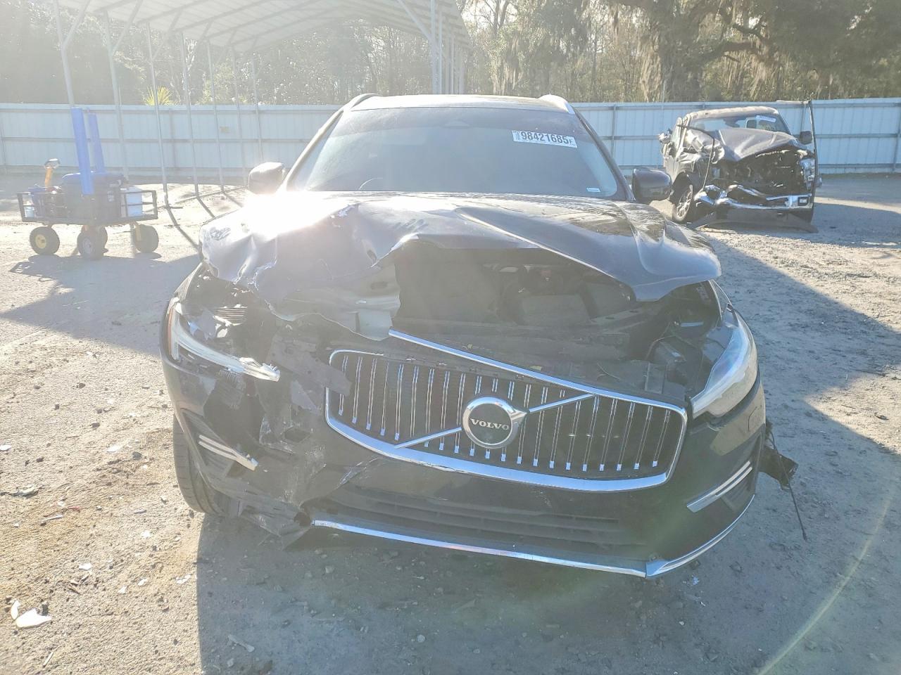 2022 VOLVO XC60
