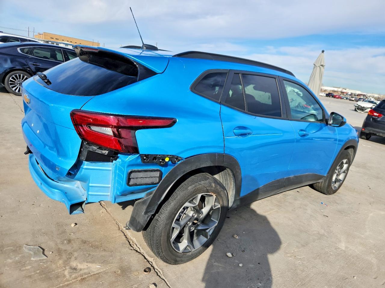 2025 CHEVROLET TRAX