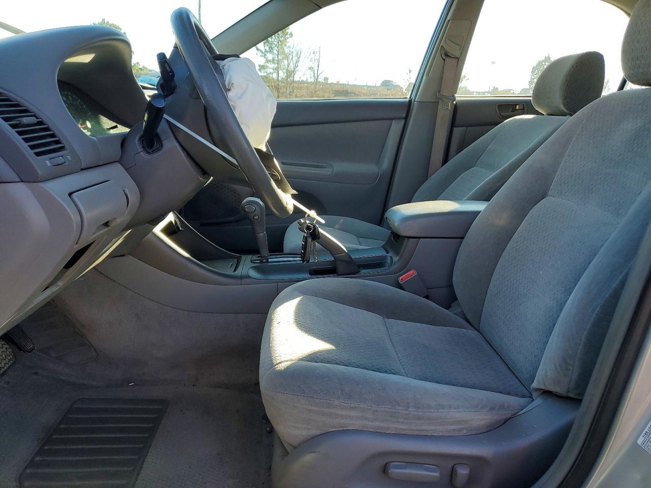 2002 TOYOTA CAMRY