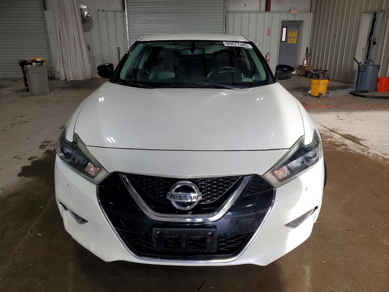 2018 NISSAN Maxima
