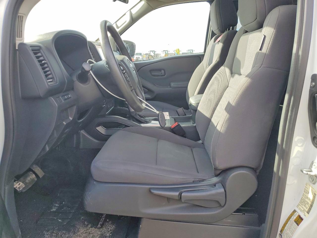 2022 NISSAN Frontier