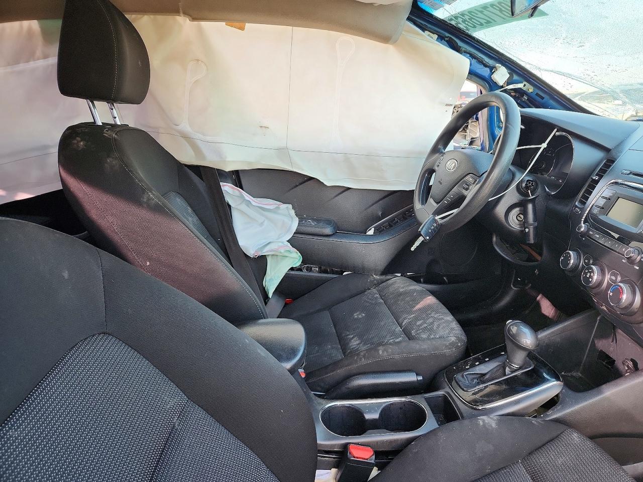 2017 KIA FORTE