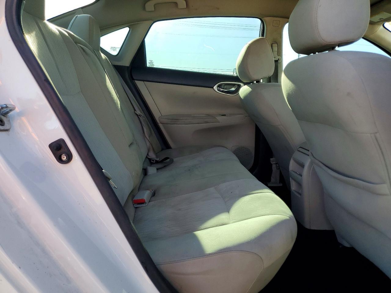 2015 NISSAN SENTRA