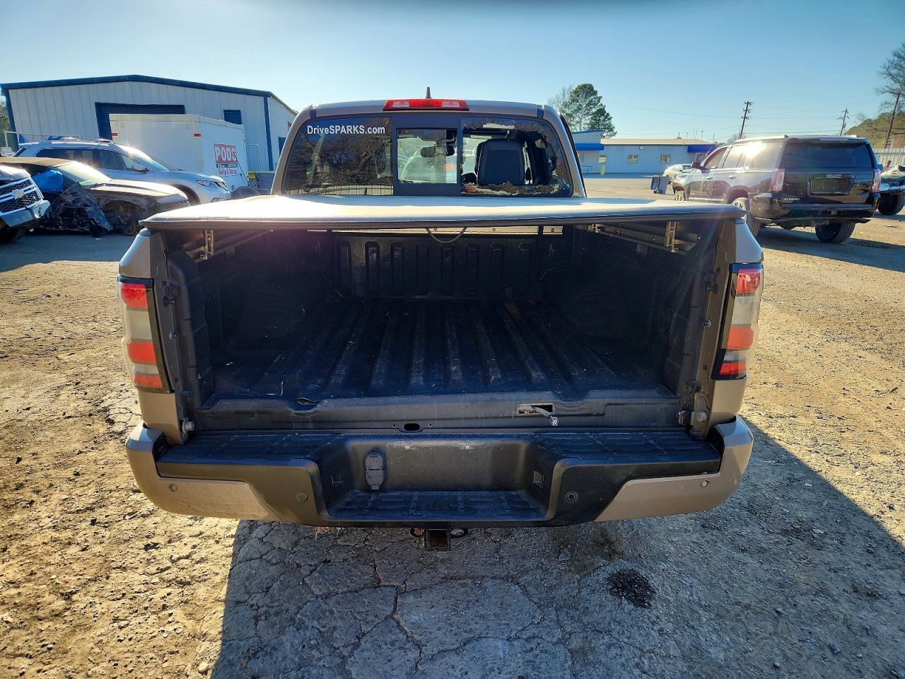 2022 NISSAN Frontier